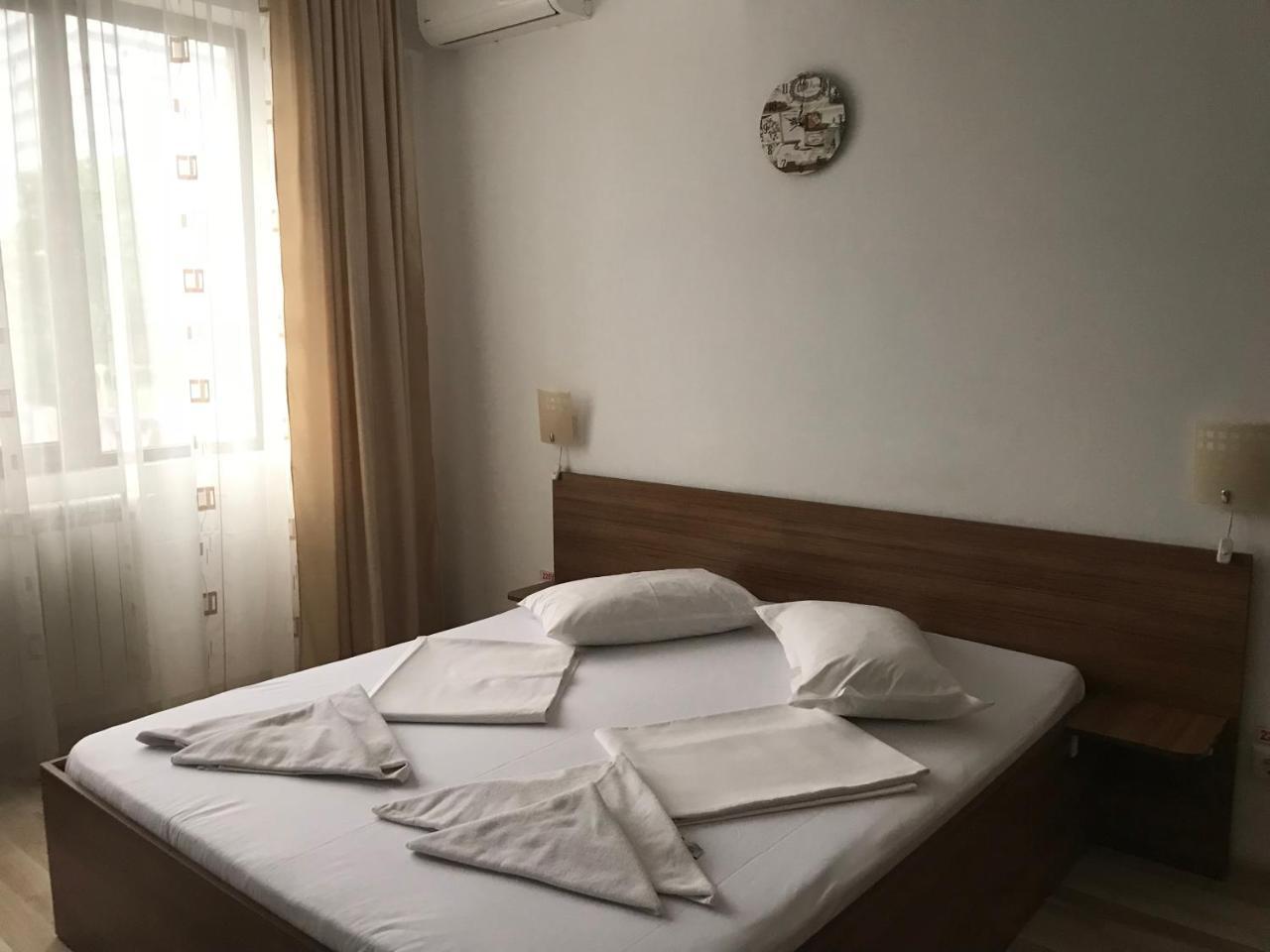 Hotel Mihaela Мамая Экстерьер фото